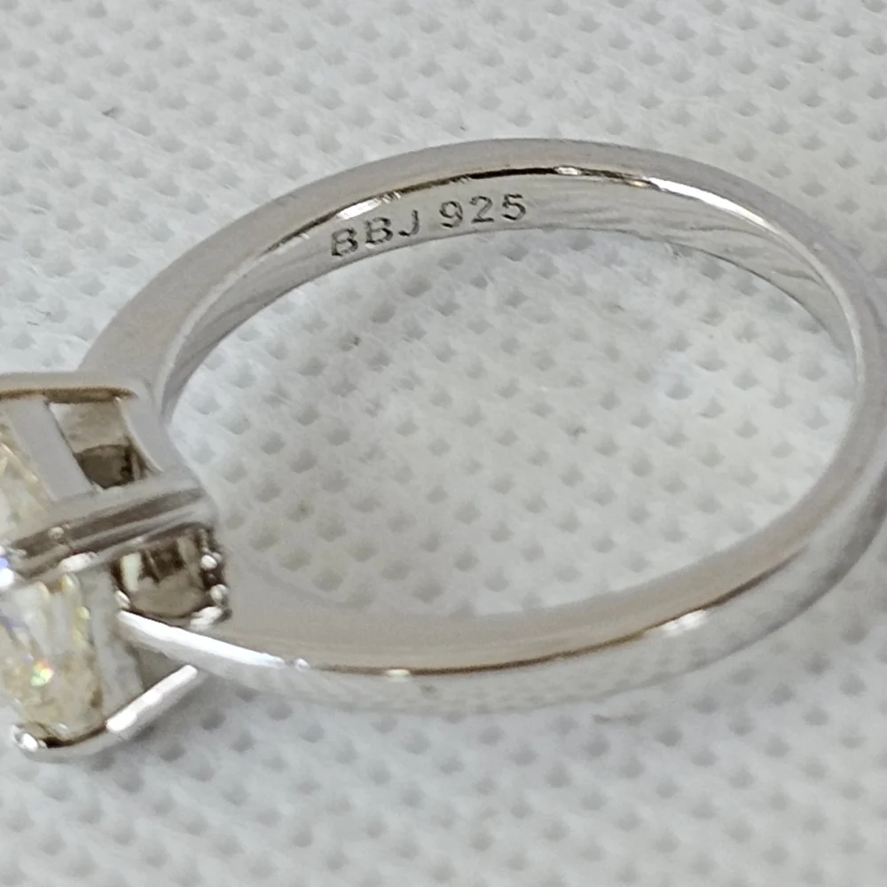 Genuine Strontium Titanate Sterling Silver Ring Size 8.5! - Picture 8 of 10